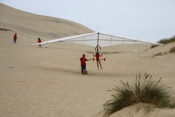 Hang Gliding in Pacific City - - ready for take off