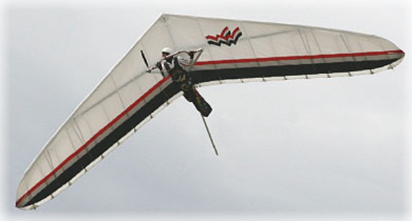 Hang Gliding in Pacific City - high performance