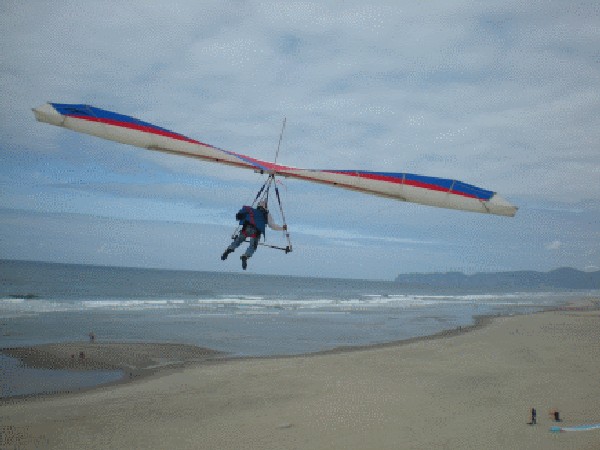 Hang Gliding in Pacific City - overlooking Pacific Ocean