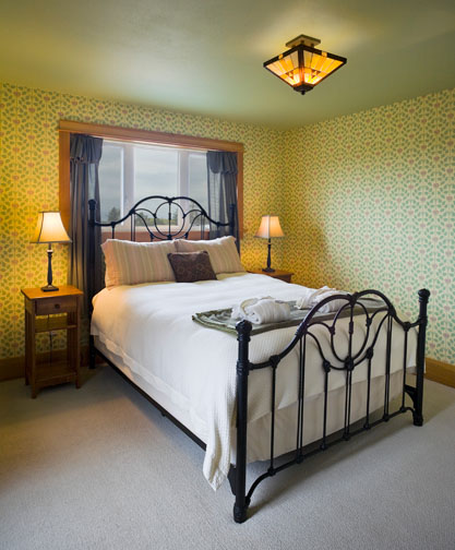 The Craftsman Bed & Breakfast Morris room